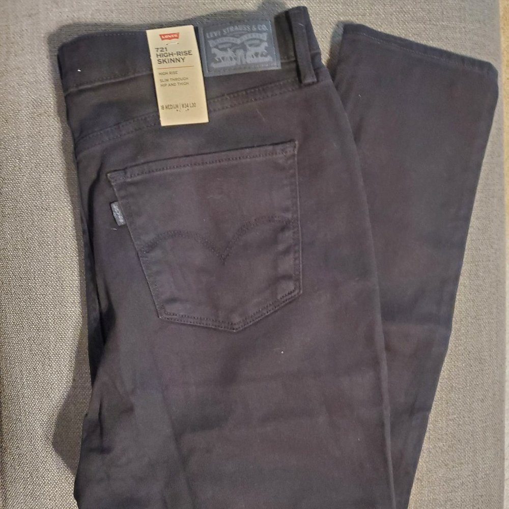 Levi's 721 High Rise NWT